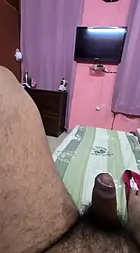 Snapshot of Loveboycurvy chatting on 03/06/25, 03:35 Loveboycurvy online show from 03/06/25, 03:35