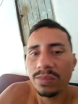 Snapshot of luissilva0071 chatting on 05/07/26, 11:35 luissilva0071 online show from 05/07/26, 11:35