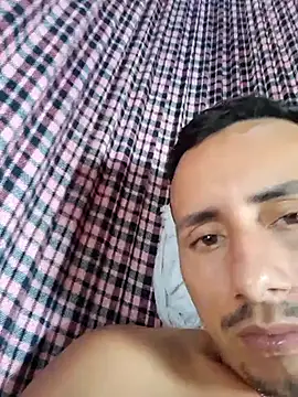 luissilva0071 online show from 03/15/25, 04:54