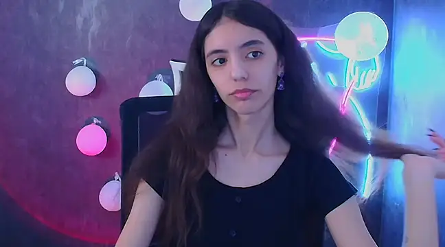 Snapshot of Aishell_ chatting on 03/15/25, 12:34 Aishell online show from 03/15/25, 12:34
