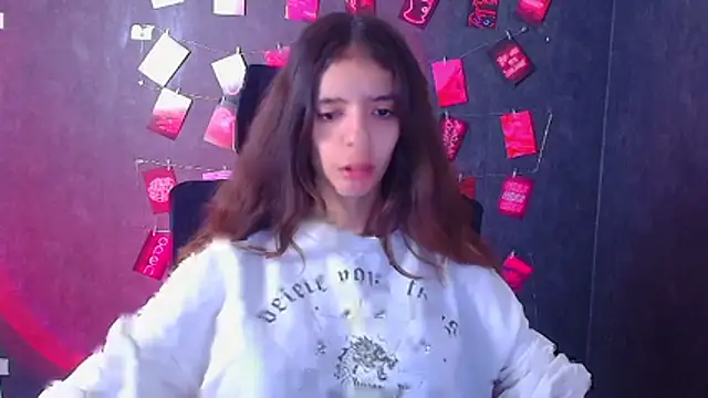 Aishell  online show from 11/26/25, 06:02