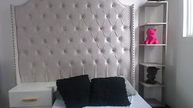 Abril Squirt online show from 03/09/26, 08:34