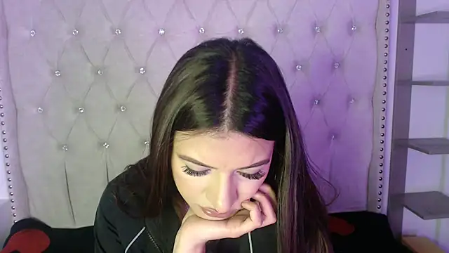 Abril Squirt online show from 10/13/25, 03:19