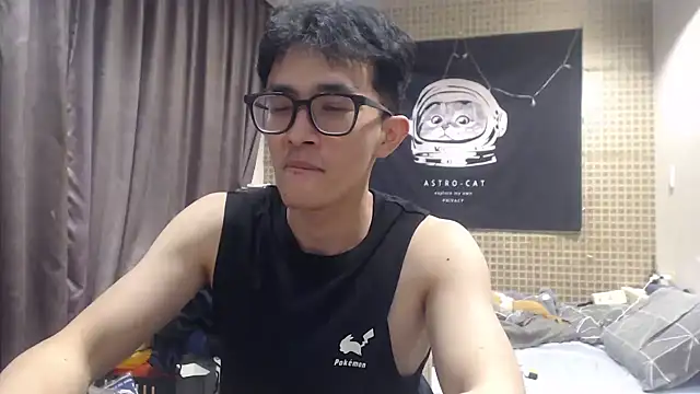 Snapshot of Stevenjt chatting on 06/23/26, 01:42 Stevenjt online show from 06/23/26, 01:42