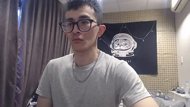 Snapshot of Stevenjt chatting on 02/13/26, 01:38 Stevenjt online show from 02/13/26, 01:38