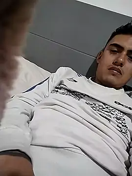 Snapshot of ToysSex_1 chatting on 03/03/26, 01:45 ToysSex 1 online show from 03/03/26, 01:45