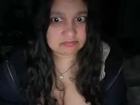 MelanieFawker online show from 11/04/25, 04:05