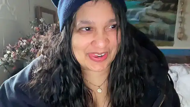 MelanieFawker online show from 10/17/25, 02:41