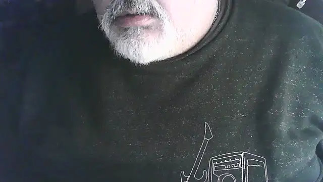 Snapshot of cashot58 chatting on 05/29/26, 01:17 cashot58 online show from 05/29/26, 01:17