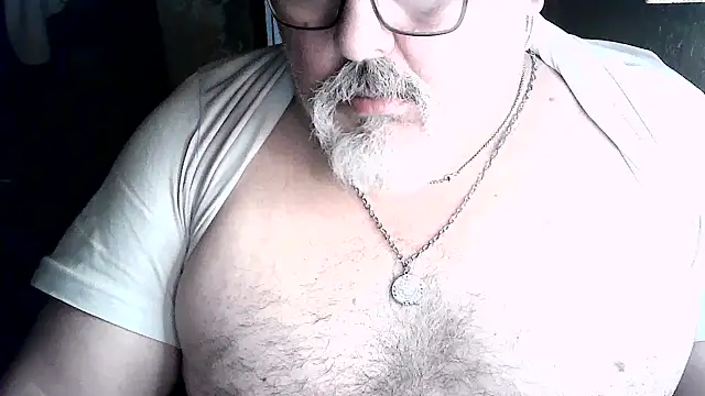 Snapshot of cashot58 chatting on 06/25/26, 11:04 cashot58 online show from 06/25/26, 11:04
