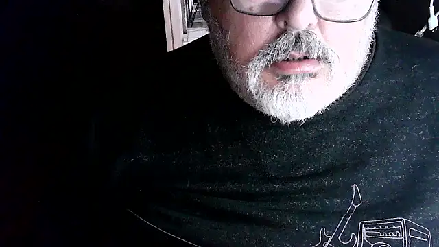 Snapshot of cashot58 chatting on 06/03/26, 10:49 cashot58 online show from 06/03/26, 10:49