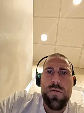 jwiththethickone413 online show from 08/07/26, 07:42