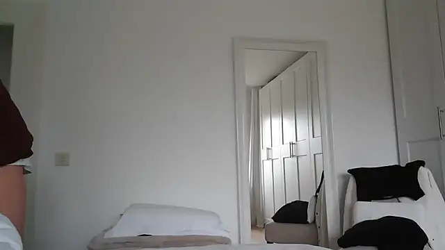 Snapshot of maxmueller321 chatting on 01/05/25, 09:37 maxmueller321 online show from 01/05/25, 09:37