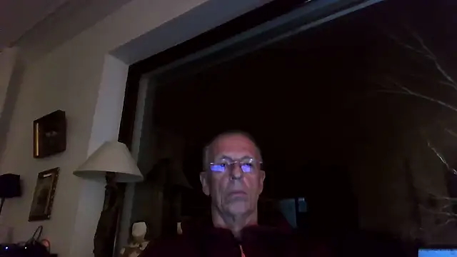 Snapshot of maxmueller321 chatting on 12/02/24, 08:06 maxmueller321 online show from 12/02/24, 08:06