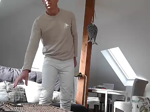 Snapshot of maxmueller321 chatting on 03/01/26, 08:58 maxmueller321 online show from 03/01/26, 08:58