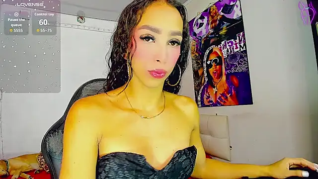 Snapshot of Bigcatalove chatting on 11/29/25, 08:58 Bigcatalove online show from 11/29/25, 08:58