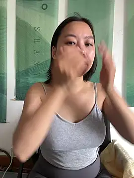 Eliza-E online show from 04/09/26, 01:51