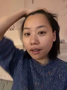 Eliza-E online show from 02/12/26, 01:16