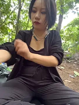 Eliza-E online show from 06/02/26, 01:27