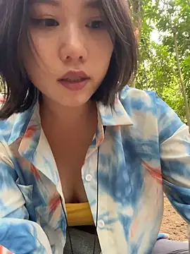 Eliza-E online show from 04/21/26, 01:53