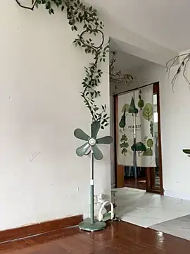 Eliza-E online show from 03/24/26, 02:33