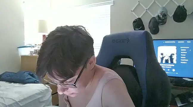 KaliSnow199623 online show from 01/04/25, 10:24