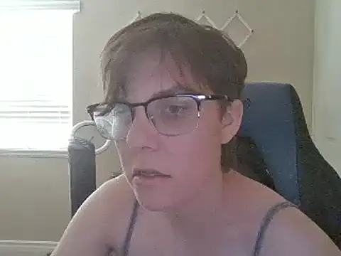 KaliSnow199623 online show from 02/05/25, 12:20