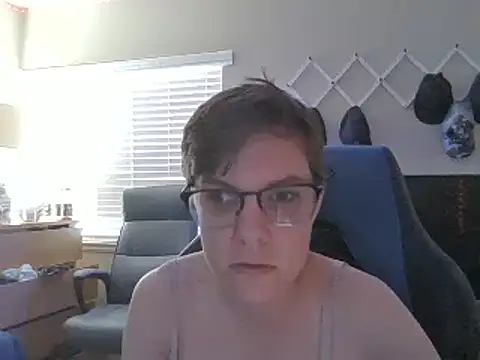 KaliSnow199623 online show from 12/04/24, 06:44