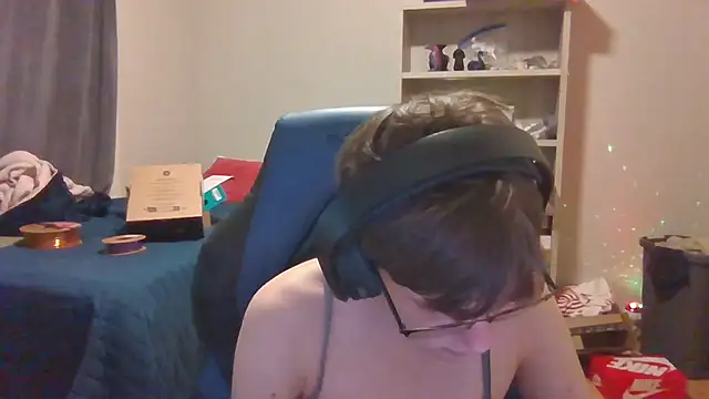 KaliSnow199623 online show from 11/08/25, 05:00