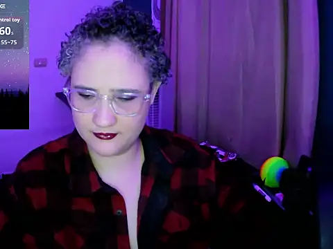 lolalicious 758 online show from 10/26/25, 11:16