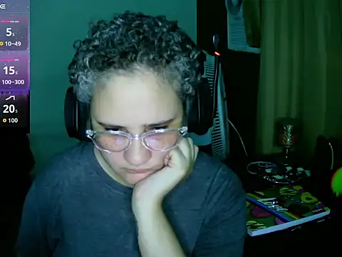 lolalicious 758 online show from 10/05/25, 04:25