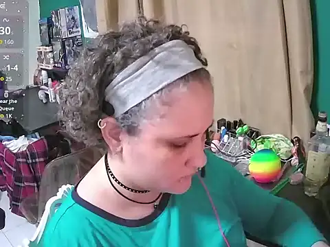 lolalicious 758 online show from 06/10/26, 01:40