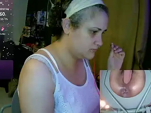 lolalicious 758 online show from 05/25/26, 02:44
