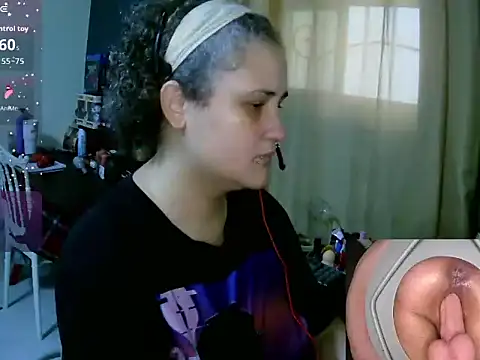 lolalicious 758 online show from 06/25/26, 09:09