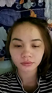 Snapshot of Ngoc-Trinh chatting on 01/22/25, 04:55 Ngoc-Trinh online show from 01/22/25, 04:55