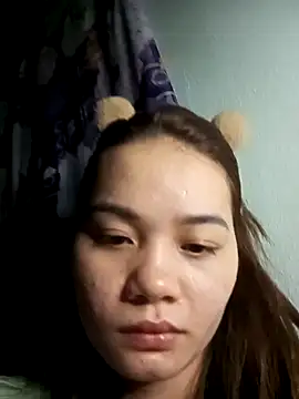 Snapshot of Ngoc-Trinh chatting on 01/18/25, 05:48 Ngoc-Trinh online show from 01/18/25, 05:48