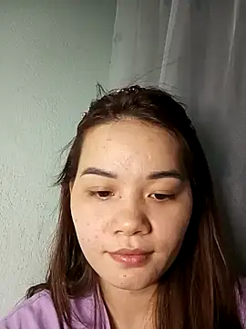 Snapshot of Ngoc-Trinh chatting on 01/25/25, 04:03 Ngoc-Trinh online show from 01/25/25, 04:03