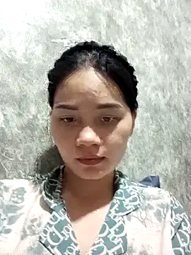 Ngoc-Trinh online show from 03/11/26, 01:21