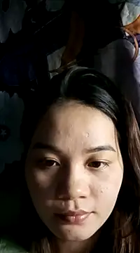 Snapshot of Ngoc-Trinh chatting on 12/18/24, 03:44 Ngoc-Trinh online show from 12/18/24, 03:44