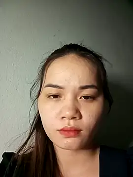 Snapshot of Ngoc-Trinh chatting on 12/07/24, 03:47 Ngoc-Trinh online show from 12/07/24, 03:47