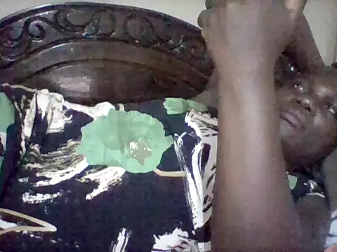 Snapshot of missarpie chatting on 09/25/25, 04:35 missarpie online show from 09/25/25, 04:35