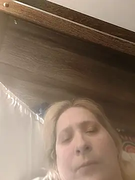 Snapshot of Icedcoffee2024 chatting on 11/12/25, 05:22 Icedcoffee2024 online show from 11/12/25, 05:22