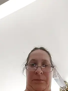 Snapshot of Icedcoffee2024 chatting on 02/24/25, 06:47 Icedcoffee2024 online show from 02/24/25, 06:47