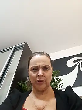 hugebobbs online show from 03/05/26, 10:01