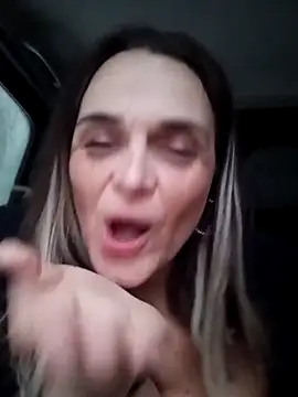 hugebobbs online show from 03/12/25, 10:26