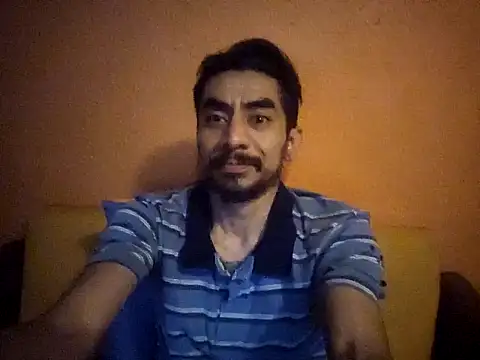 Snapshot of Angel_Coronel chatting on 12/04/24, 07:44 Angel Coronel online show from 12/04/24, 07:44