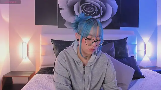 Snapshot of sofi_bakerr chatting on 09/18/25, 11:35 sofi bakerr online show from 09/18/25, 11:35