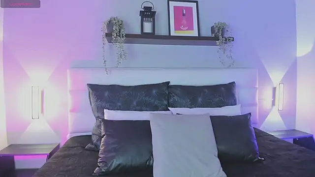 sofi bakerr online show from 03/31/26, 11:34