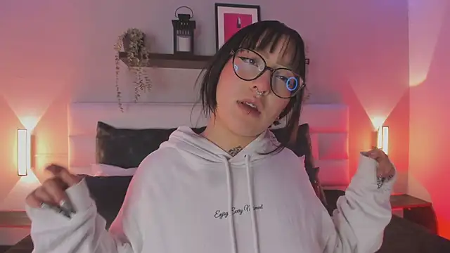 sofi bakerr online show from 04/02/26, 11:39