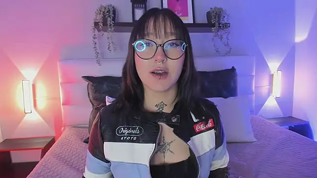 sofi bakerr online show from 04/16/26, 11:33